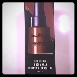 Smashbox Fountain 4.3 Brand New! Never been used!